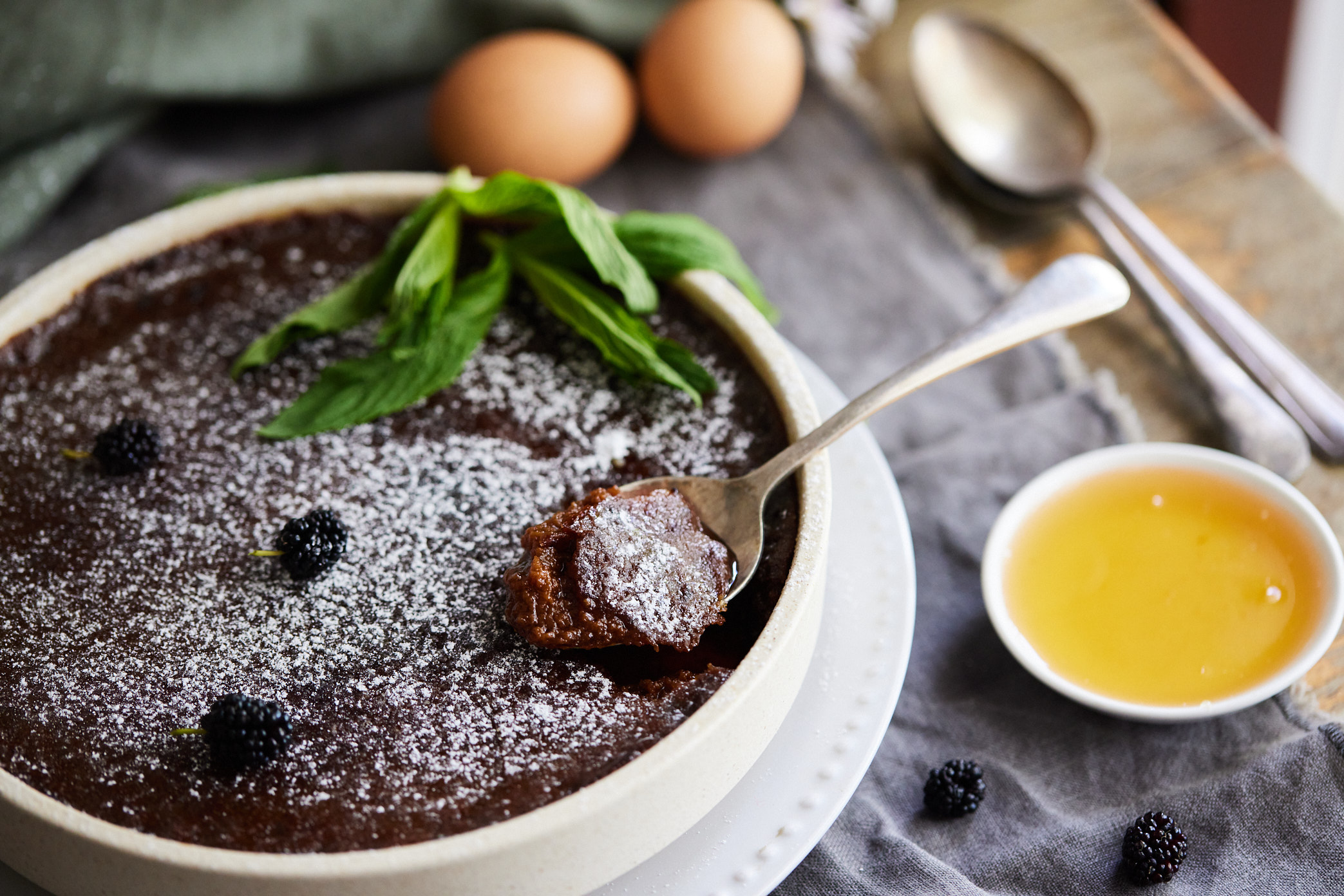 Burnt honey crème brûlée